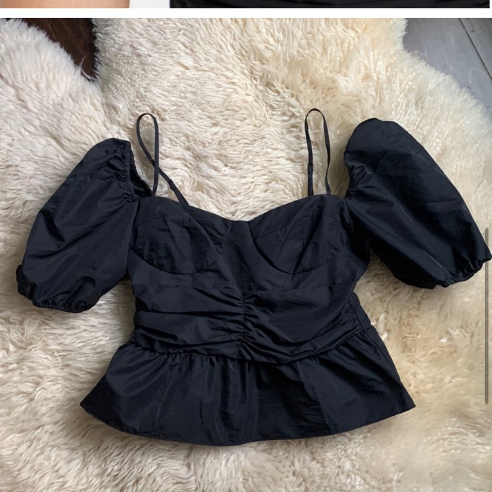 Wayf black top